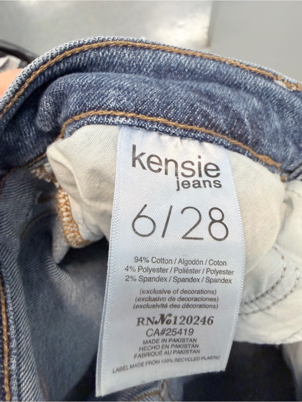 Kensie Women's Dark Blue Denim Jeans